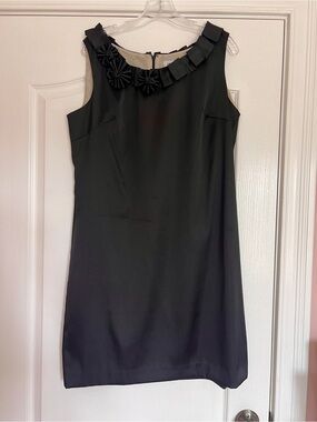 Liz Claiborne Black Sleeveless Shift Dress with Pleated Neck Trim